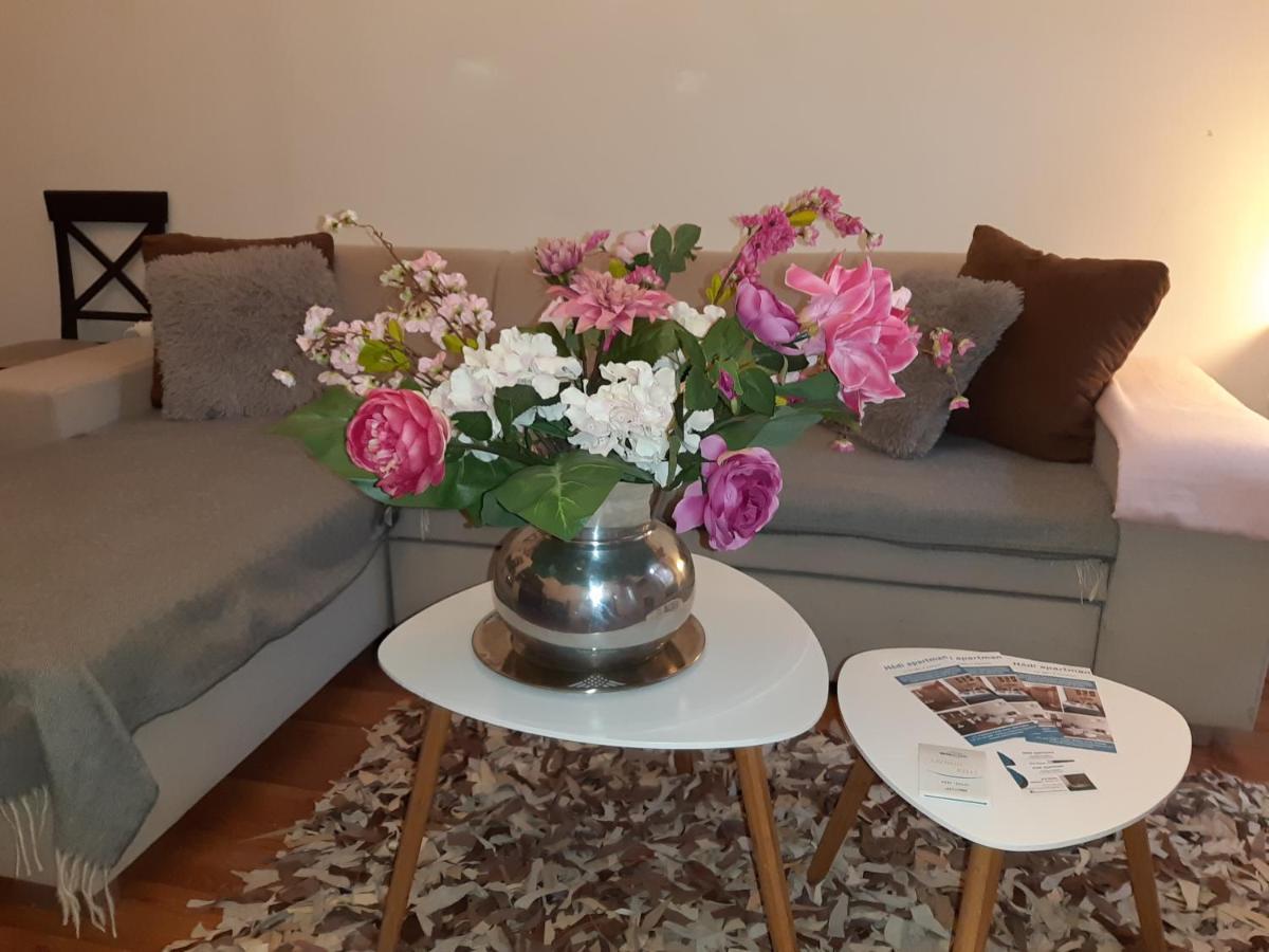 Hédi apartman Miskolc Exterior foto