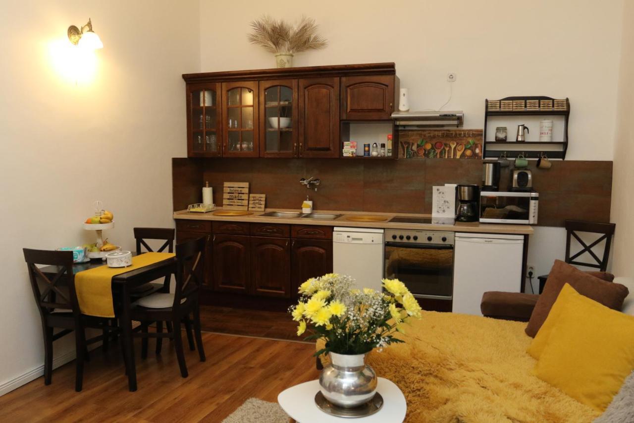 Hédi apartman Miskolc Exterior foto
